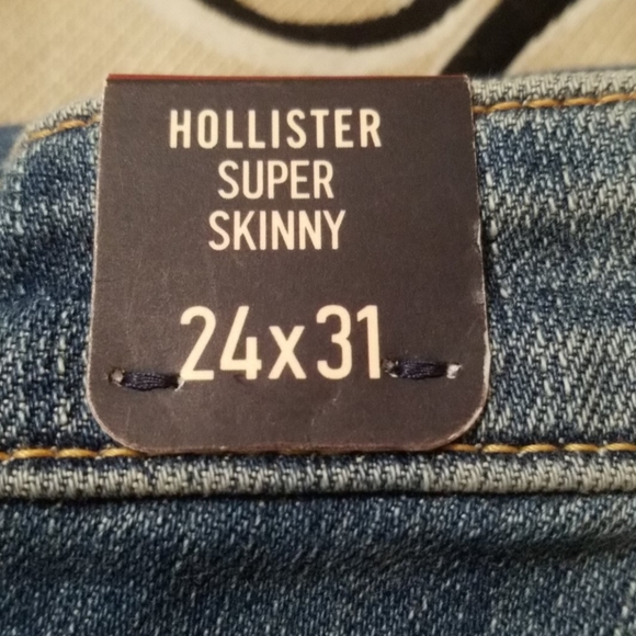 Hollister Super Skinny Jeans 24 x 31 NWT - Picture 4 of 7